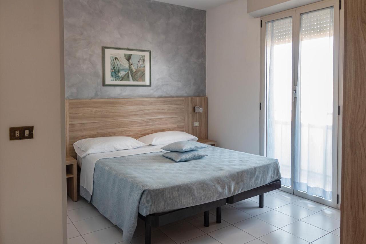 Hotel Boston Cesenatico Eksteriør bilde